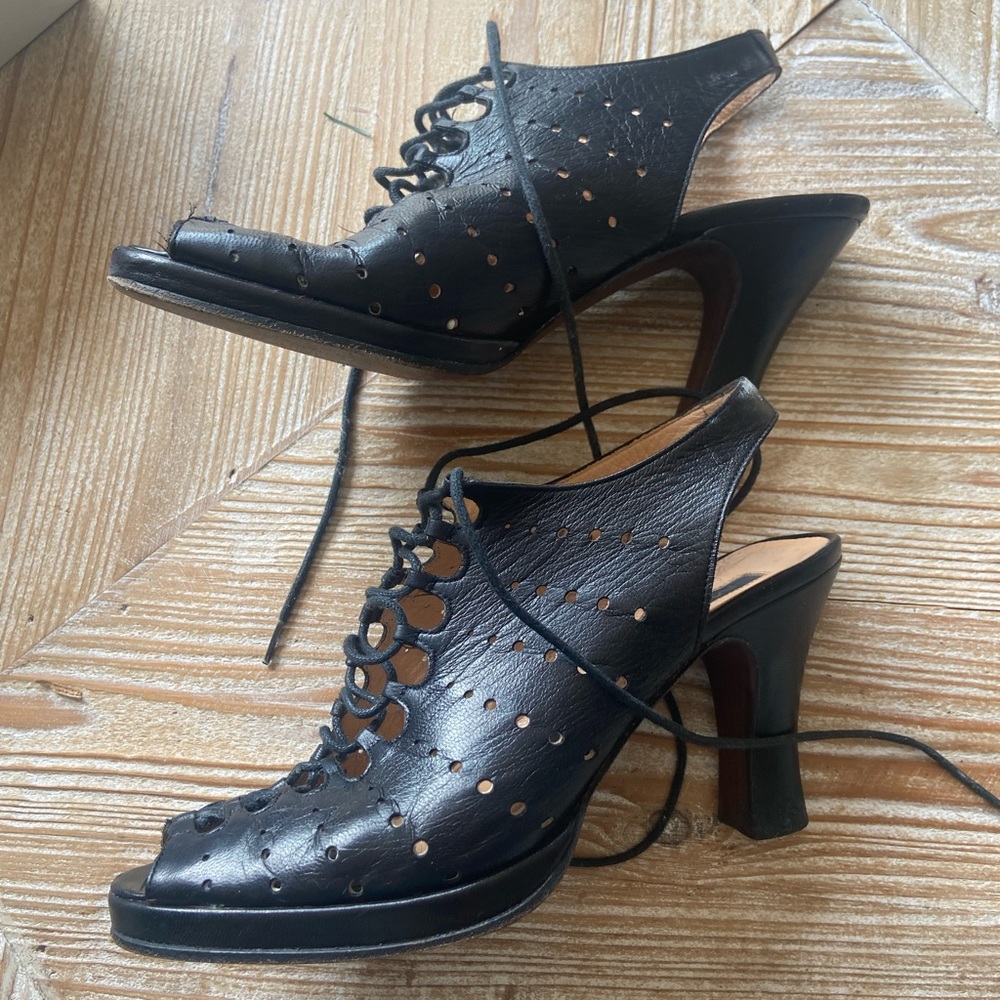 Maud Frizoon black laced up heels